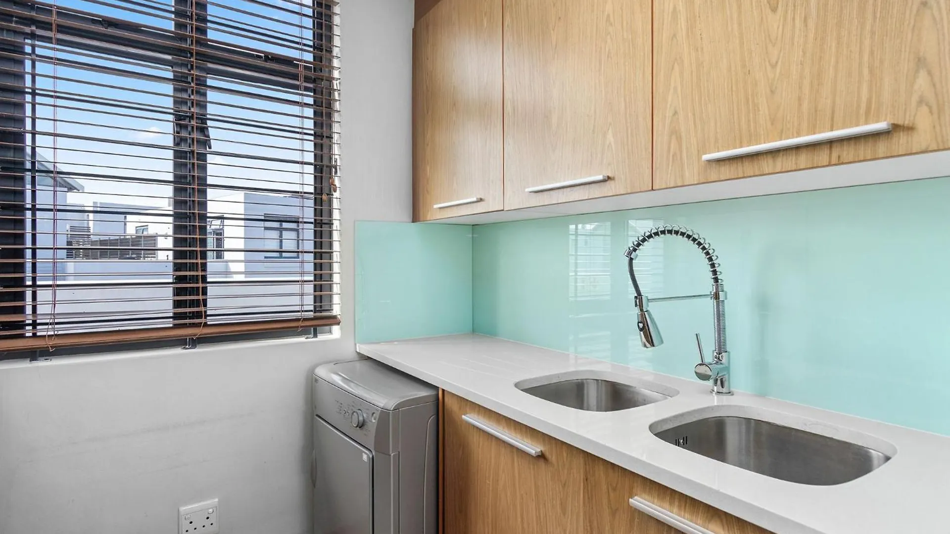 Eden On The Bay 250 By Hostagents Apartment Bloubergstrand
